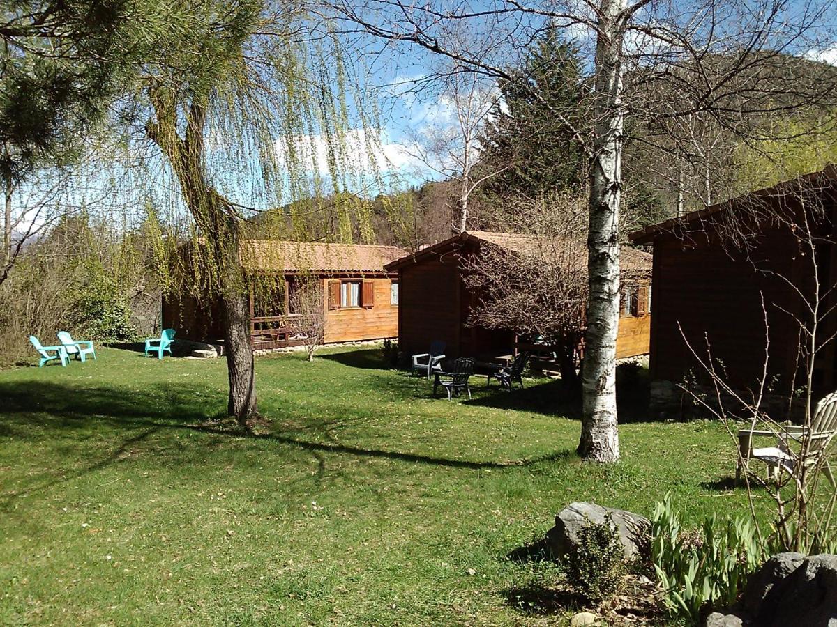 Les Chalets Quazemi A Casteil ภายนอก รูปภาพ